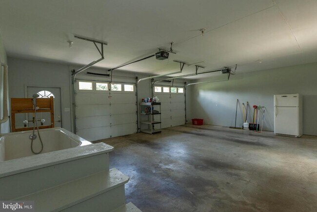 Building Photo - 3093 Old Leetown Pike