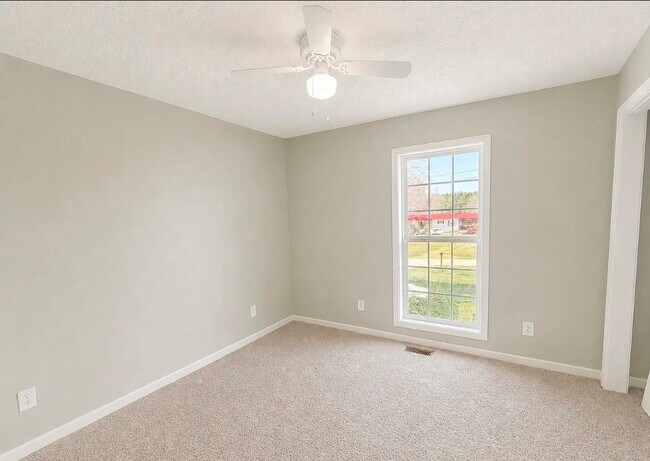 Building Photo - 1164 Bert Moorhead Rd