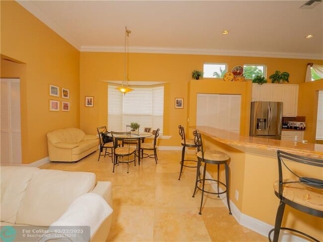 Building Photo - 20107 Ocean Key Dr