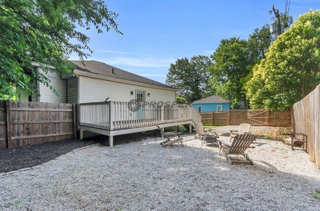 Building Photo - 44 4th Ave