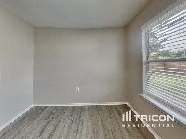 Building Photo - 12529 Sky Harbor Dr