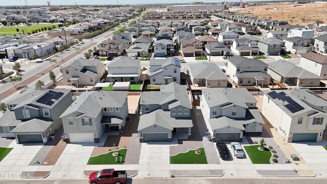 Building Photo - 12260 Desert Wolf Ave