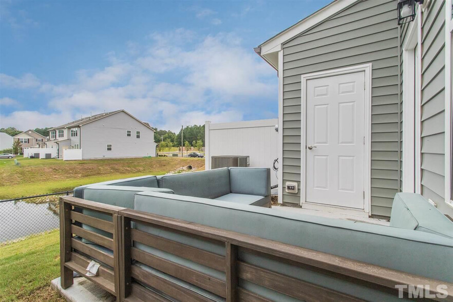 Building Photo - Room in Townhome on Princess Lita Way