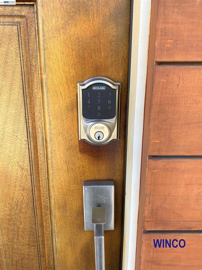 Building Photo - 263 Ralston St