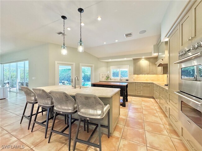 Building Photo - 4083 Belair Ln