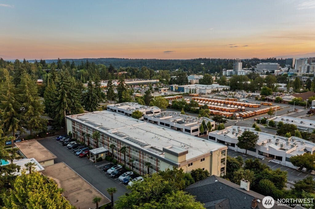 Building Photo - 701 122nd Ave NE