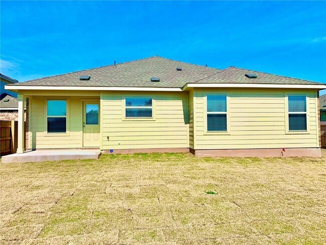 Building Photo - 3405 Mikayla Ct