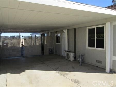 Building Photo - 47160 Elizabeth Dr
