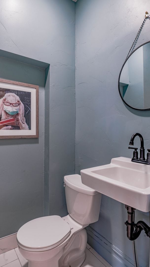 Building Photo - 40 N Freedom Blvd