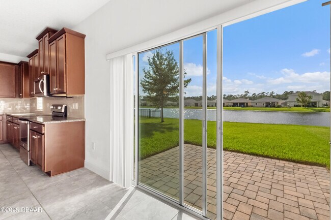 Building Photo - 5640 Estero Loop