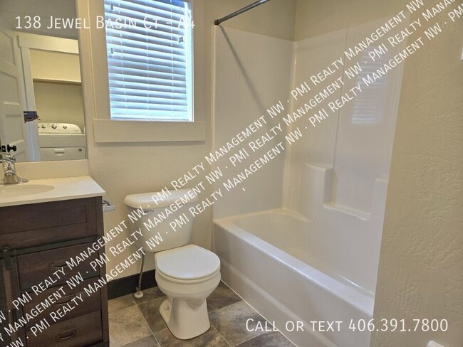 Building Photo - 138 Jewel Basin Ct