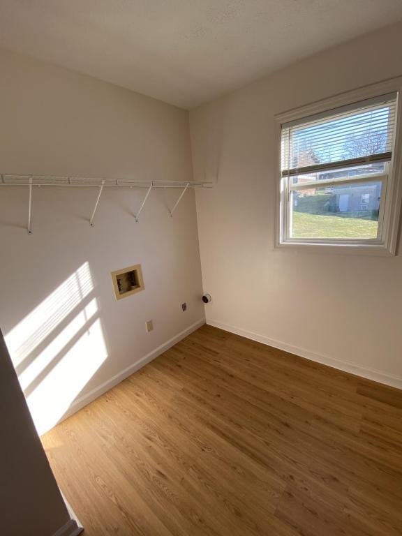 Building Photo - 706 Sizemore Dr