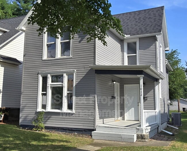 Primary Photo - 1012 Huffman St