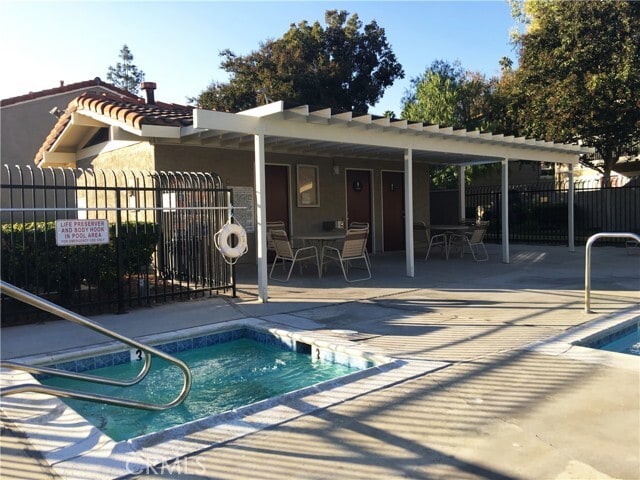 Building Photo - 3525 Kansas St