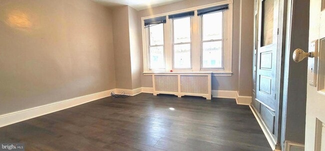 Building Photo - 1451 S Etting St