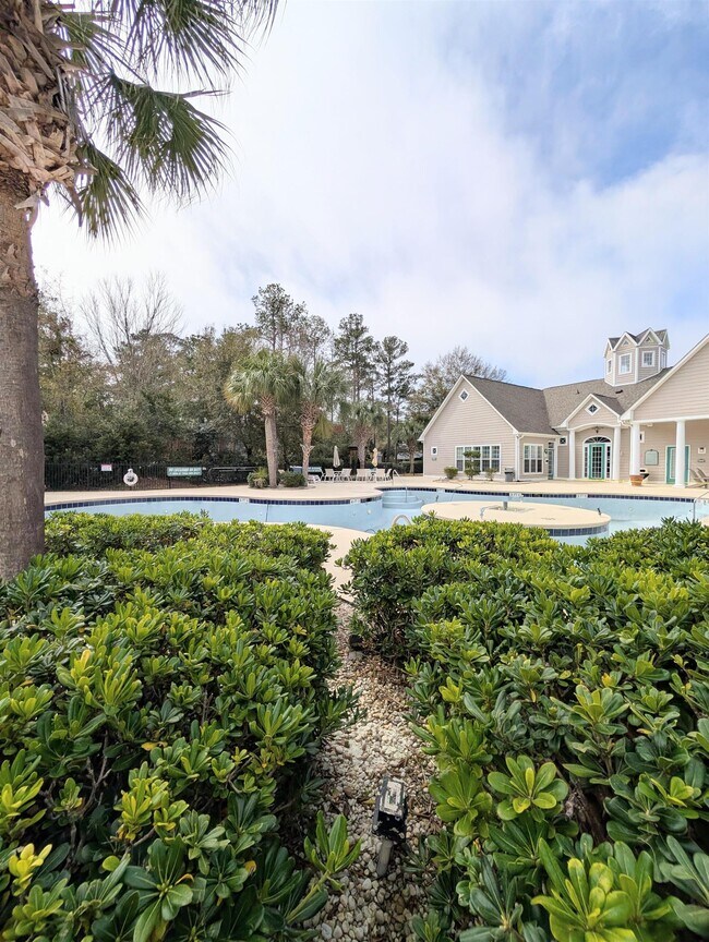 Building Photo - 9772 Leyland Dr