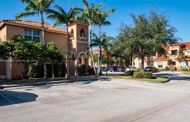 Building Photo - 1009 SW 144th Ave