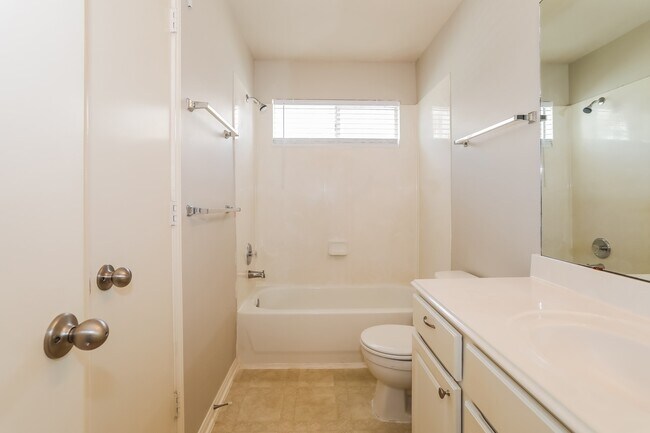 Building Photo - 20311 Cherry Orchard Ln