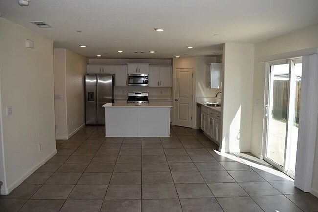 Building Photo - 344 Moab Rim Ct