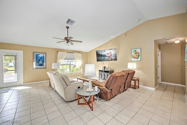 Building Photo - 1137 SW 44th Terrace