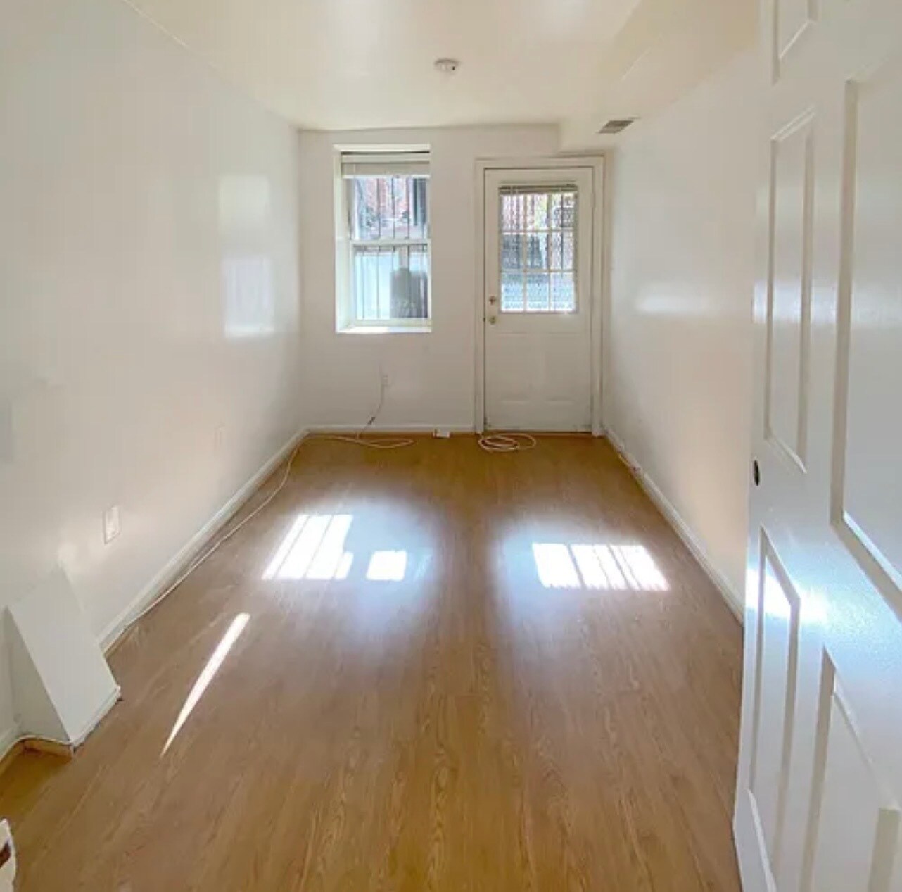 Building Photo - 1318 13th St NW