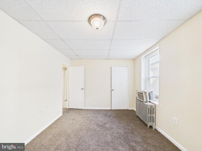 Building Photo - 809 Wharton St