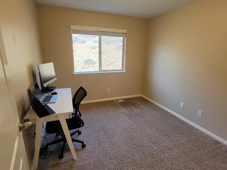 Building Photo - 10576 N Sage Vista Ln