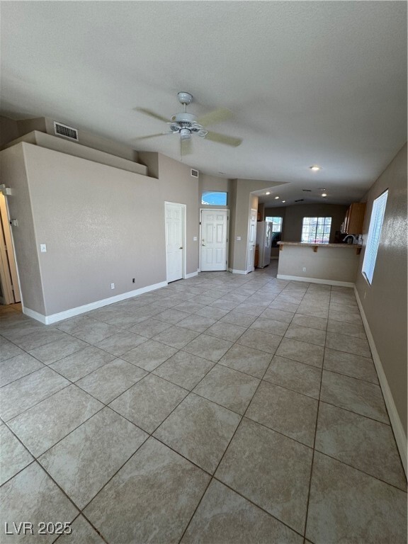 Building Photo - 2498 Foxmoore Ct