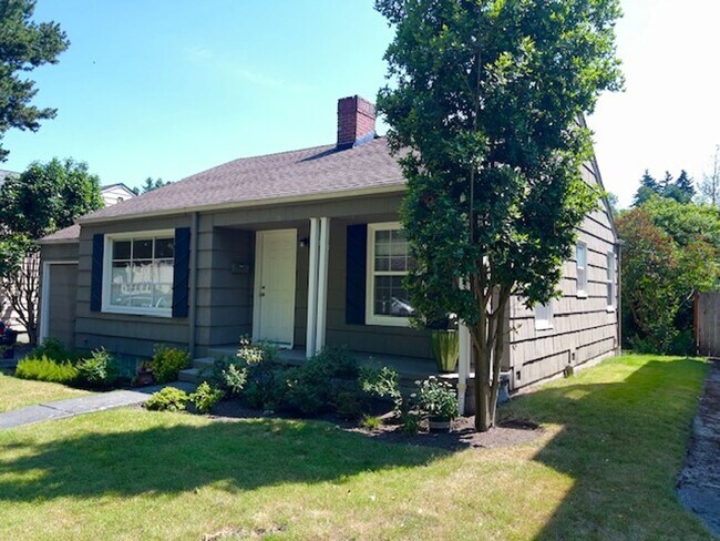 Building Photo - Beautiful 2 Bedroom/1 Bath Home in Magnolia for Rent!