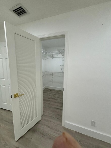 Building Photo - 4715 NW 44th St