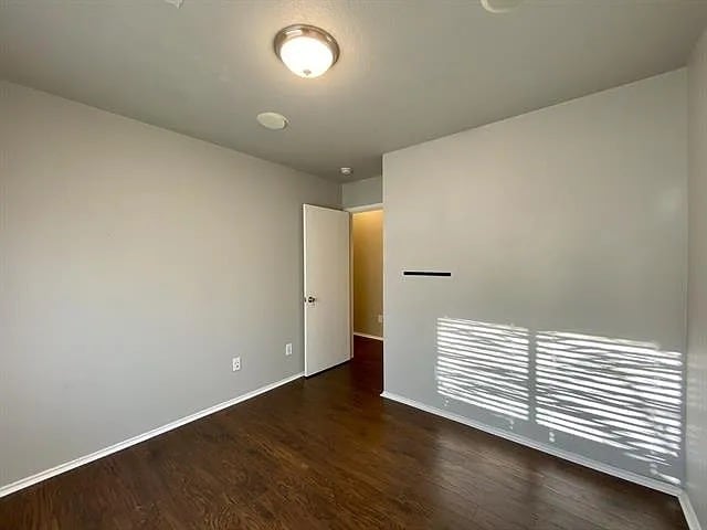 Building Photo - 1000 Campbell Dr