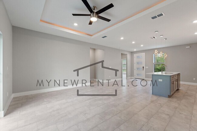 Building Photo - ONE MONTH FREE RENT! Modern, energy effici...