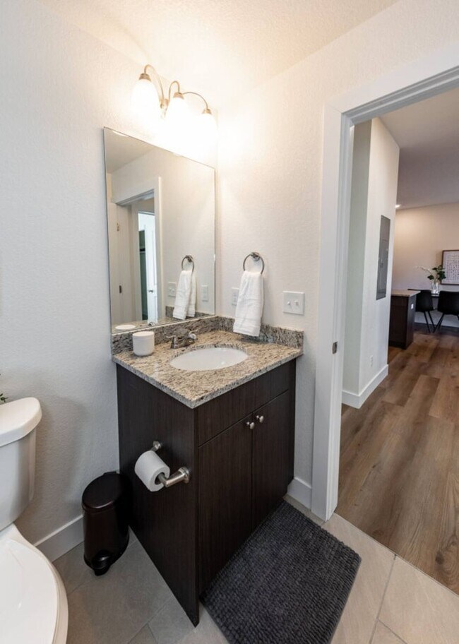 Building Photo - Westside, Next to Nature 2 Bed Luxury Apartment by Garden of the Gods
