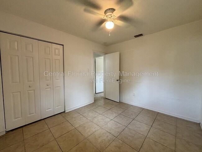 Building Photo - 4606 Meadowbrook Ave