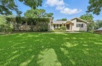 Building Photo - Stately 4-Bedroom Estate Home in Prestigio...