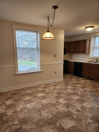 Building Photo - Crossgates Townhomes (05cr)