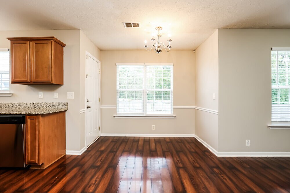 Building Photo - 4905 Ripple Cove