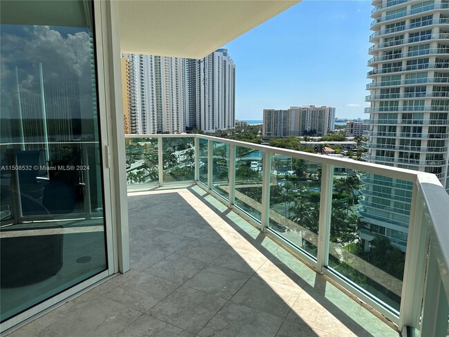 Building Photo - 150 Sunny Isles Blvd