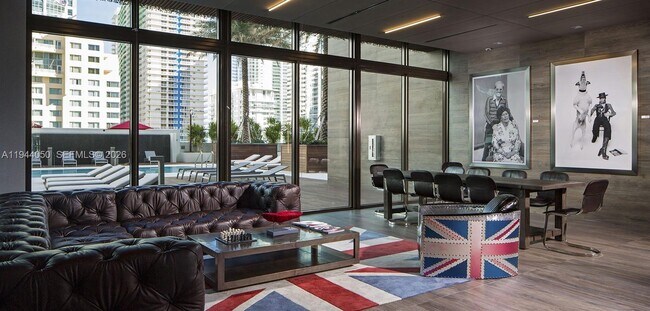 Building Photo - 1080 Brickell Ave