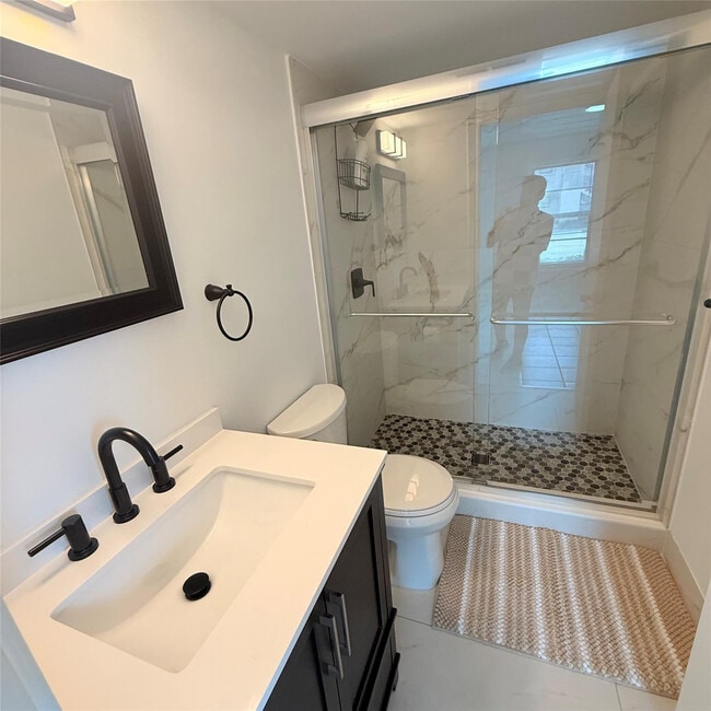 Building Photo - 9466 Boca Cove Cir