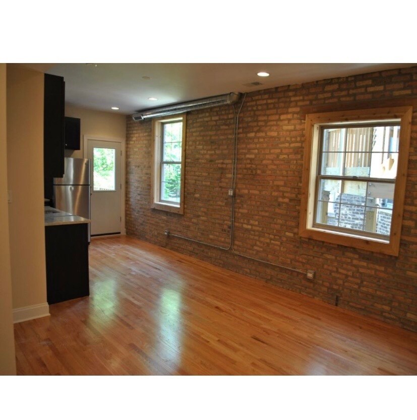 Building Photo - 1630 W Fargo Ave