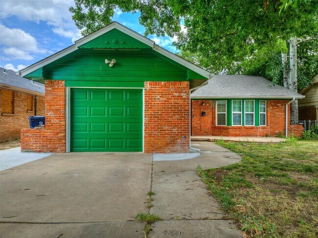 Building Photo - 225 NW 80th St