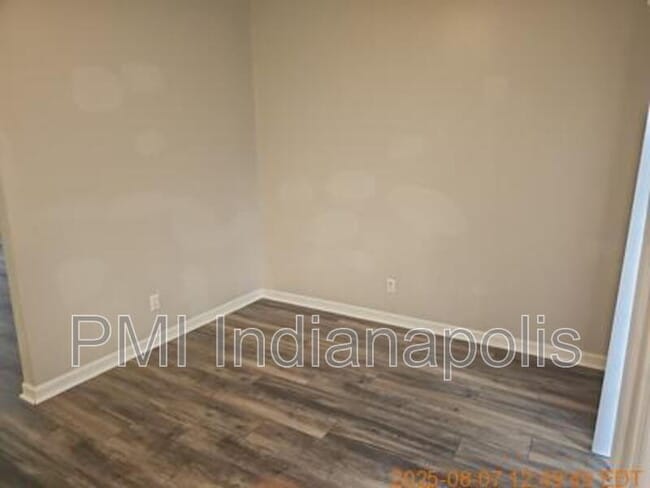 Building Photo - 1857 Winfield Park Dr