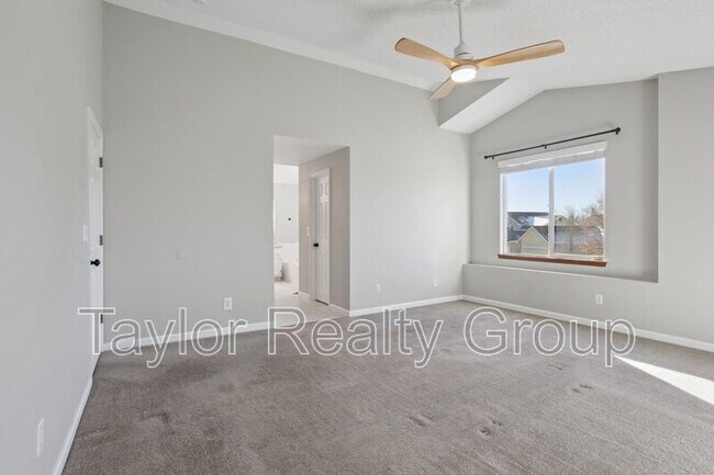 Building Photo - 13324 Umatilla St