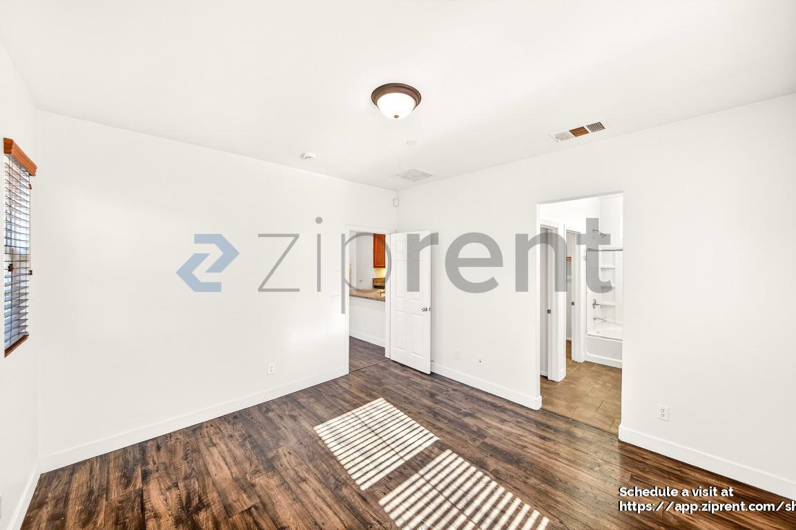 Building Photo - 10548 Wisteria Cir