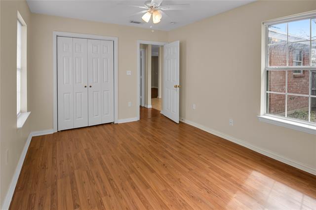 Building Photo - 5711 Arlington Park Dr