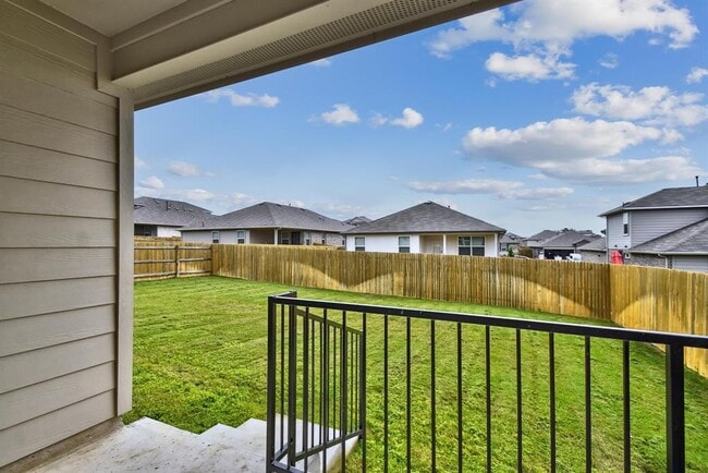 Building Photo - 210 Briggs Ln