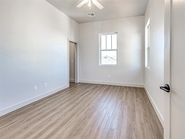 Building Photo - 29596 Memory Ln