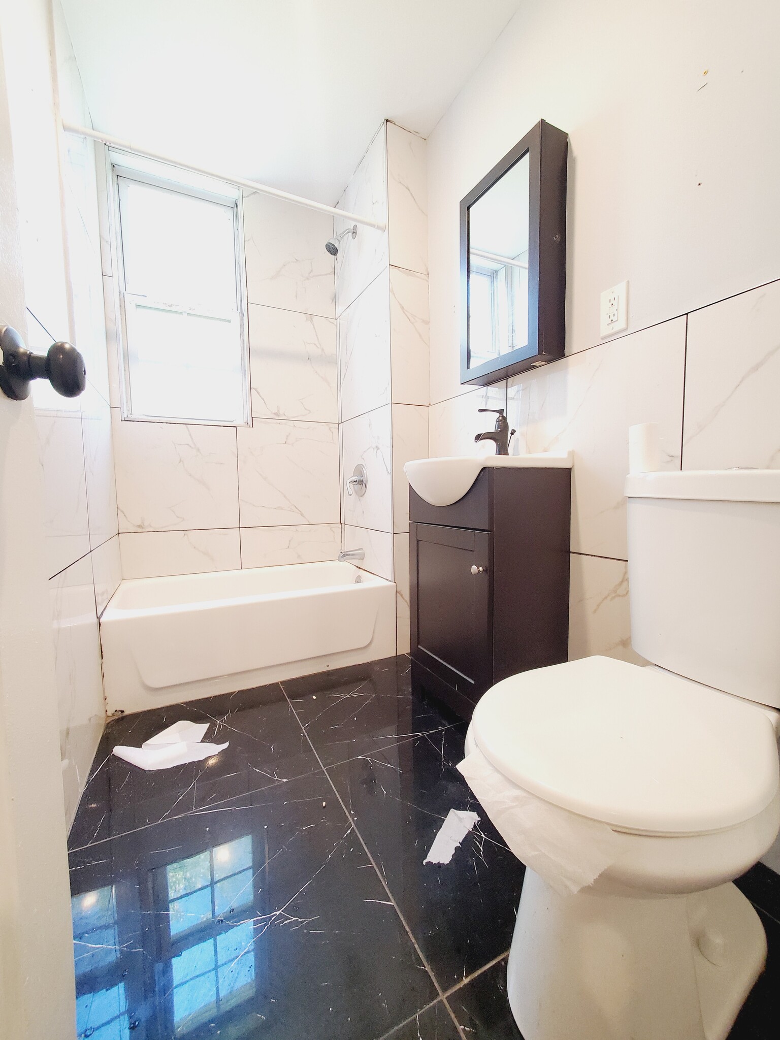 308 Clerk St 2L - 306 Clerk St