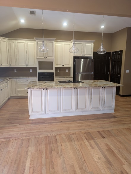 Building Photo - 2450 Forest Trail